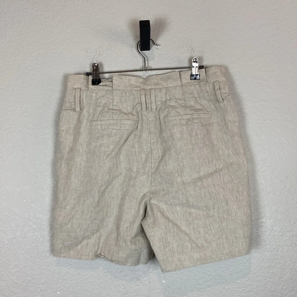Boden neutral tan linen blend shorts